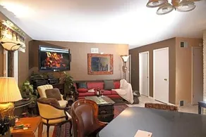 Quiet Comfy Master with King Size Bed & Convention - Image 4