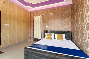 Hotel Vrindavan by OYO Rooms - Image 5