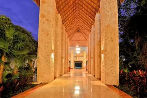 Grand Palladium White Sand Resort & Spa - All Inclusive - Image 5