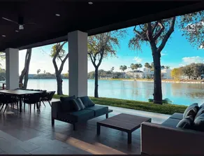 Lake Home: Relax and Unwind in Mission Hidden Gem - Image 5