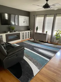 Cozy Central |King Size Bed|1.5 baths|Fenced Yard - Image 4