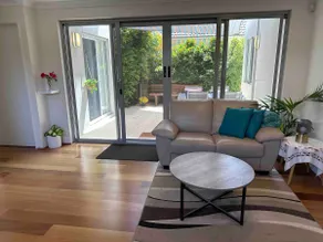 Garden Hideaway - Image 5