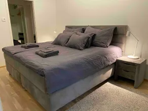 Luxury 2BR w/Private Sauna, Balcony & AC in Tripla - Image 4