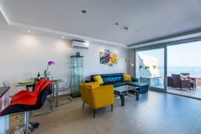 Seashore Bungalow Stunning - Image 3