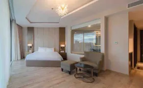 Cityview w/ Bathtub & Balcony, Central, Pool & Gym - Image 2