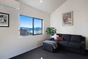 Lakefront@Tyrolean Apartment - Image 5