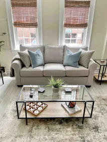 Downtown City Gem Groups A+ Locale Privacy Parking - Image 4