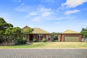 Ripple Retreat- 5 mins walk to surf beach! WiFi - Image 5