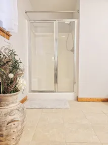 Tranquil Farmhouse Retreat - Image 5