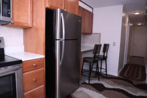 Cozy home with modern touch for long term stays! - Image 4
