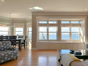 The Red Rock Beach House • Reduced Fall Rates! - Image 2