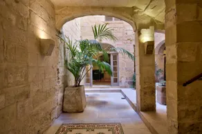 Palazzo Rose of Rhodes by Vallettastay - Image 5