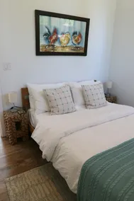 Contemporary Bainbridge Island Apartment - Image 2