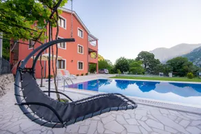 Family House with pool (studio bijeli) - Image 5