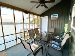 Waterfront River Home - Image 4
