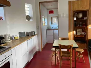 Villanelle house with garden, central, green and quiet - Image 4