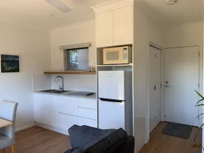Lake and Beachside Haven - Image 3