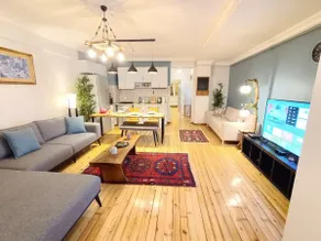 Unique Design and Rare Location - Image 2