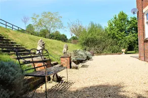 Lambourn House, Light, Space, Charm! - Image 5