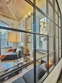 Bright apartment in the heart of Genoa +balcony - Image 3