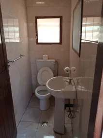Self-catering Unit/Guesthouse with 2 rooms & pool - Image 2