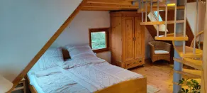 Cozy attic apartment with 16 windows, Wi-Fi, glass - Image 5