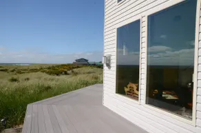 Beach Front Retreat with Amazing Ocean Views - Image 4
