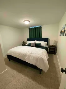 Spacious 4BR Denver Home: 4 King Beds, Pet Friendly, Arcade & Backyard - Image 4