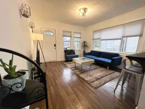 Cozy entire house with convenient location - Image 2