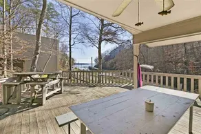 Jack's Boat House - Image 3