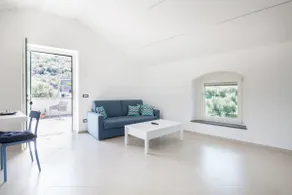 La Lobra Dépendance - Image 3