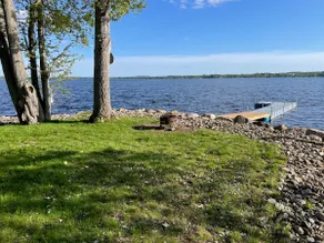 2 Bedroom Cottage on the Ottawa River - Image 5