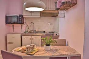 Ruby Apartment - Image 4