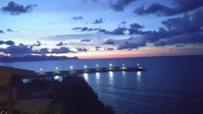Penthouse overlooking the sea - Image 5