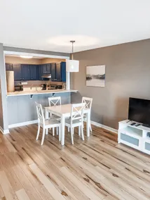 Sea-clusion: A ground floor beach front condo - Image 3