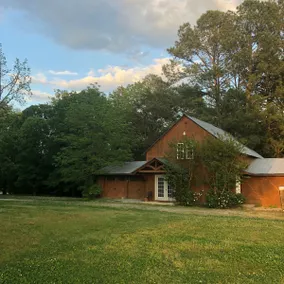 Chickamauga Farm Stay- great for families & dogs - Image 3