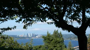 Hideaway with a View - Image 3