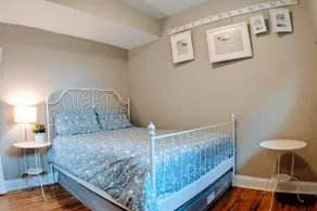 Reno'd 2 BD in Hintonburg Balcony & Parking - Image 2