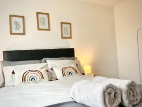 Simple 2-bedroom 1.5 bath apartment in Thornhill - Image 3
