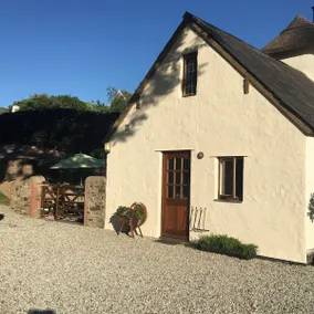 Self-Contained Studio With Continental Breakfast - Image 3