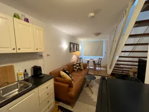 Charm in the heart of Newtown, 5km from Syd CBD - Image 2