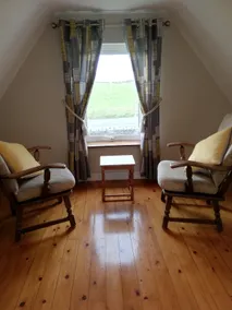 Holiday home-3 bedroom. 1 double, 1 twin 1 single - Image 4