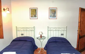 Apartment in an old Tuscan farmhouse - Image 4