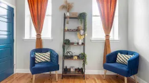 Luxury Bi-Level 3 Bed 2 Bath with Game Room - Image 2