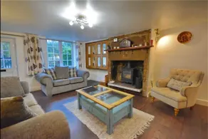 Charming 18th Century Dale Cottage BarnstonWirral - Image 2