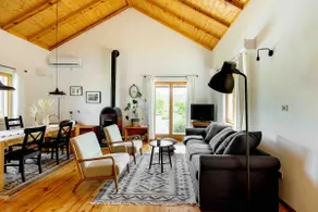 Mediterranean countryside retreat - Image 4