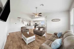 Spacious 5BR Near SeaWorld |Sleeps 14| Alamo Ranch - Image 3