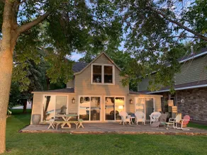 Charming family cottage on Green Lake. - Image 3