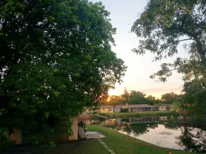 La Cassa water front - Image 2