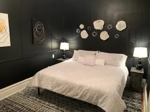 Romantic Black & White Apartment, 1 bedroom - Image 2